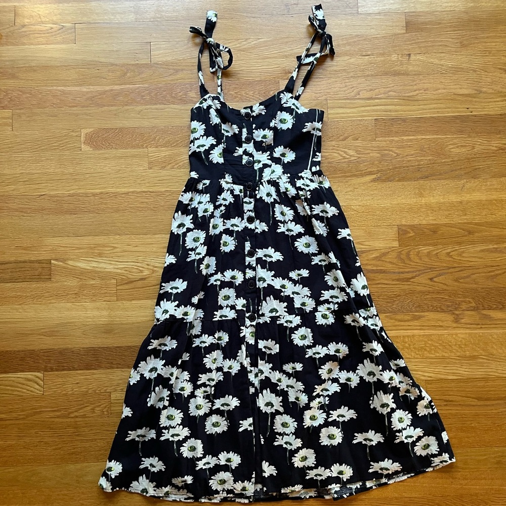 Urban Outfitters Floral Black & White Button Up Midi Dress
